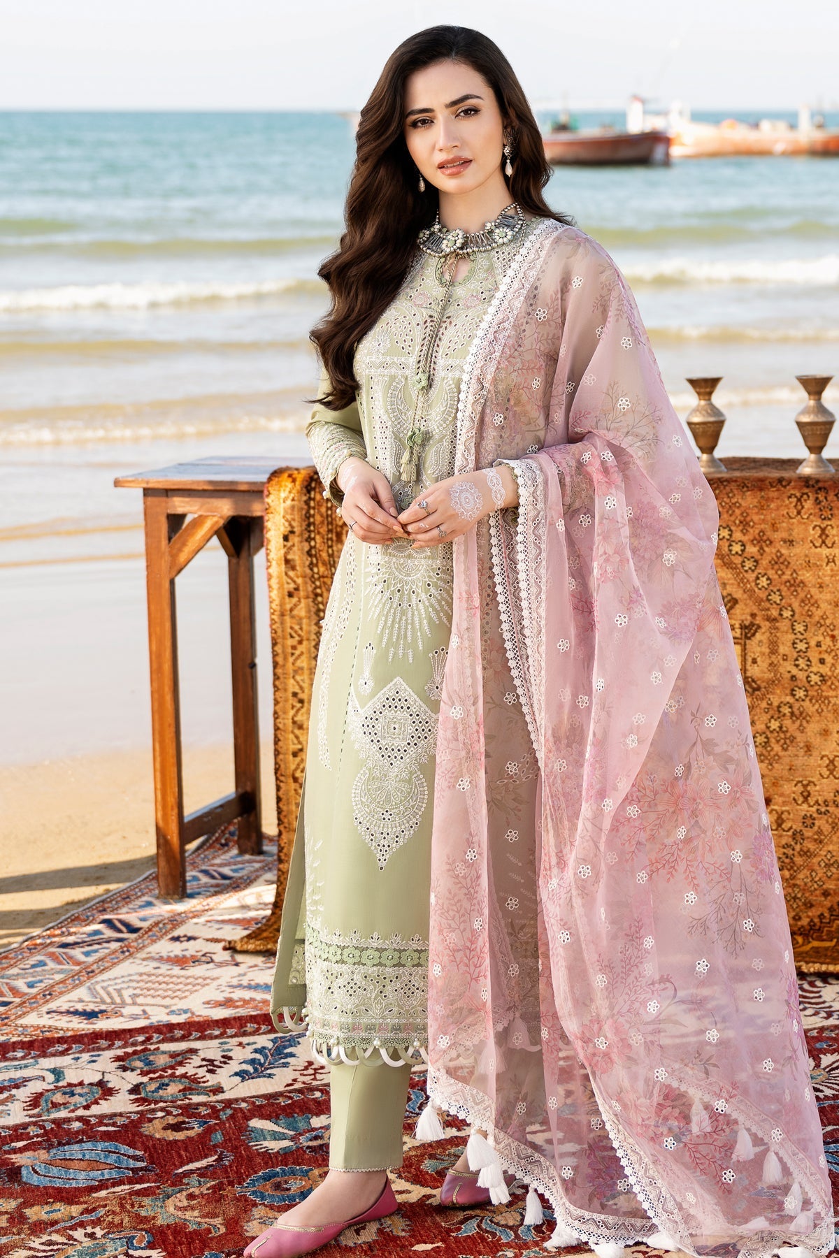CHARIZMA LUXURY LAWN CH-10